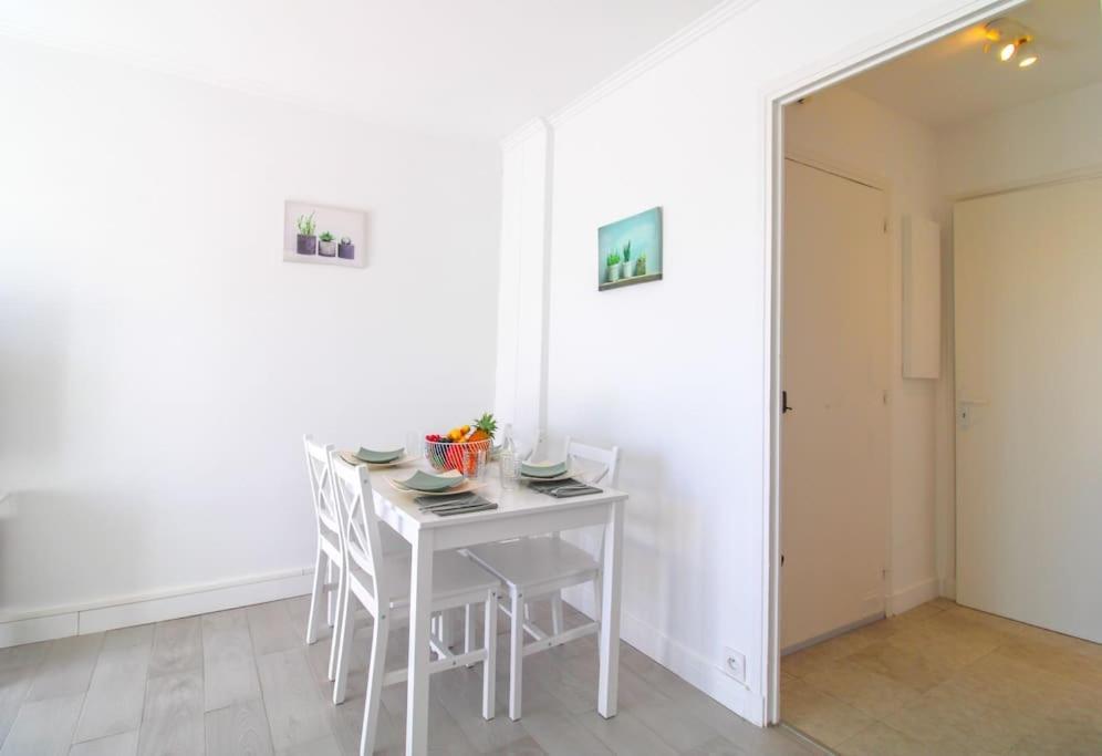 Ferienwohnung Le Republique By Apirent #Balcon #Climatisation #Parking Cannes Exterior foto