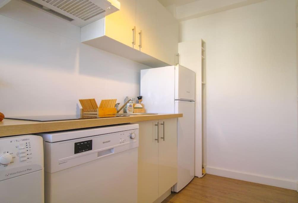 Ferienwohnung Le Republique By Apirent #Balcon #Climatisation #Parking Cannes Exterior foto