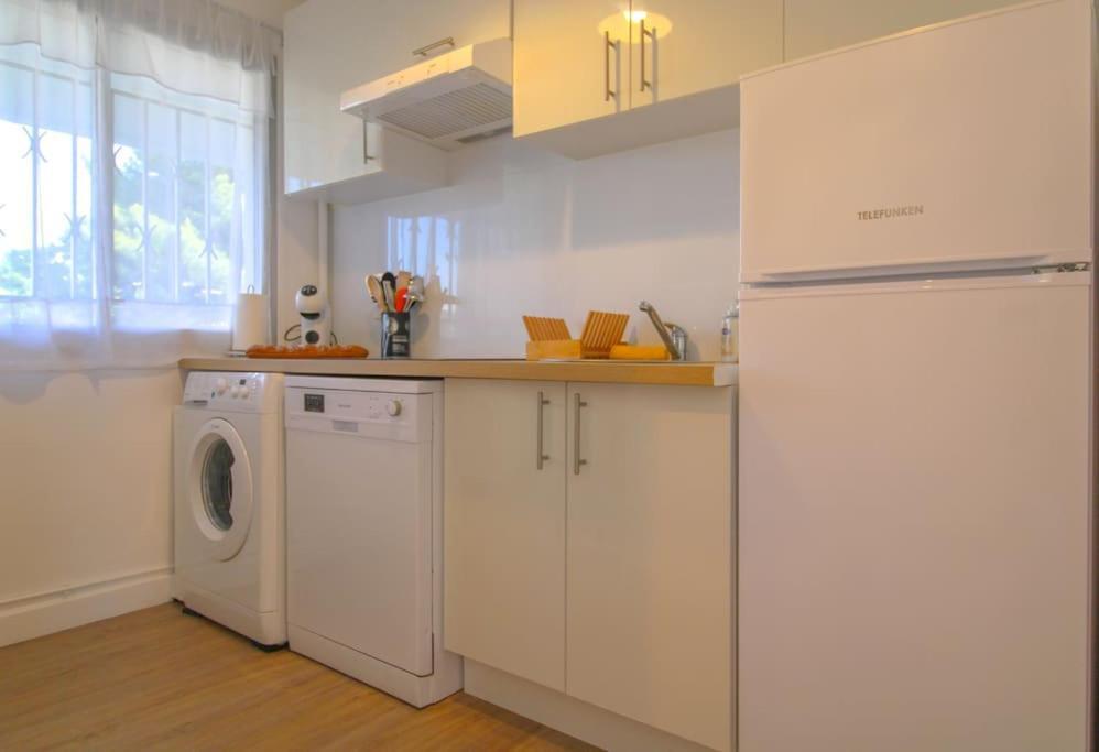Ferienwohnung Le Republique By Apirent #Balcon #Climatisation #Parking Cannes Exterior foto
